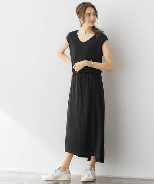 Pierrot（ピエロ）の「ウエストリボンイレヘムロングワンピース（ワンピース・レディース・ブラック/杢グレー/ライトグリーン/ネイビー/イエロー系その他/ベージュ系その他・L/M）」の12枚目の写真