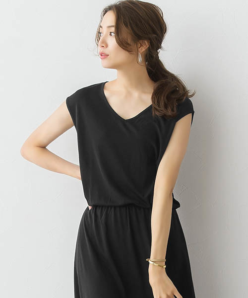 Pierrot（ピエロ）の「ウエストリボンイレヘムロングワンピース（ワンピース・レディース・ブラック/杢グレー/ライトグリーン/ネイビー/イエロー系その他/ベージュ系その他・L/M）」の13枚目の写真