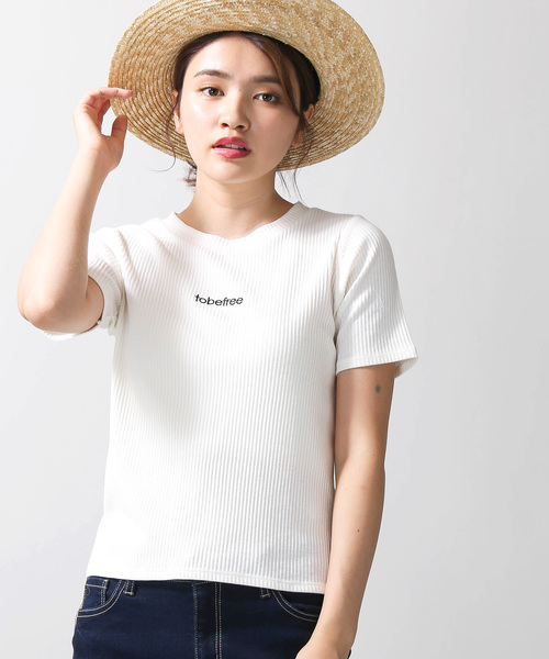 WEGO(ウィゴー)の「WEGO/刺繍ロゴリブTシャツ(Tシャツ/カットソー・レディース・ブラウン/ワイン/ブラック/オフホワイト・FREE)」の1枚目の写真