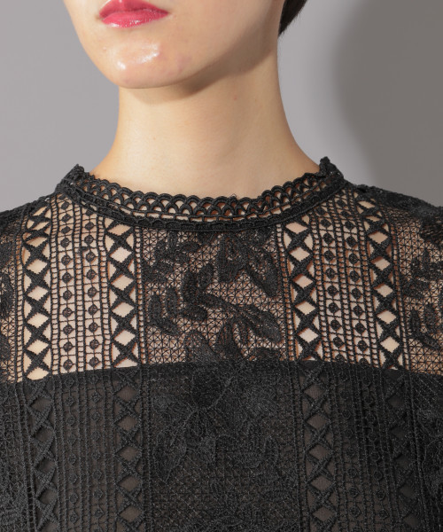 PAGEBOY(ページボーイ)の「ケミカルレースハイネックノースリーブ(シャツ/ブラウス・レディース・ホワイト/ブラック/レッド・FREE)」の15枚目の写真