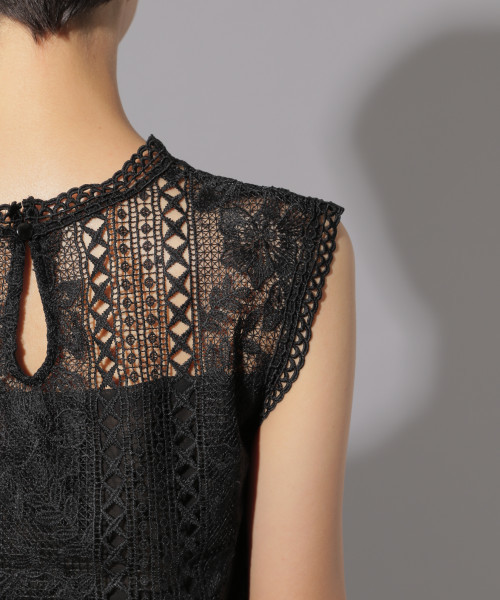 PAGEBOY(ページボーイ)の「ケミカルレースハイネックノースリーブ(シャツ/ブラウス・レディース・ホワイト/ブラック/レッド・FREE)」の19枚目の写真