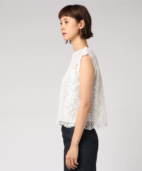 PAGEBOY(ページボーイ)の「ケミカルレースハイネックノースリーブ(シャツ/ブラウス・レディース・ホワイト/ブラック/レッド・FREE)」の4枚目の写真