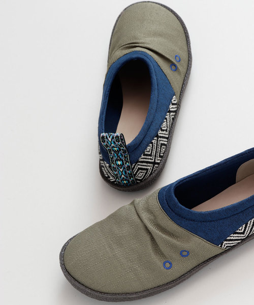 チャイハネ（チャイハネ）の「【チャイハネ】エスニックパッチワークスリッポン メンズサイズ（スリッポン・メンズ・ネイビー/カーキ/マスタード・MEDIUM/LARGE）」の6枚目の写真