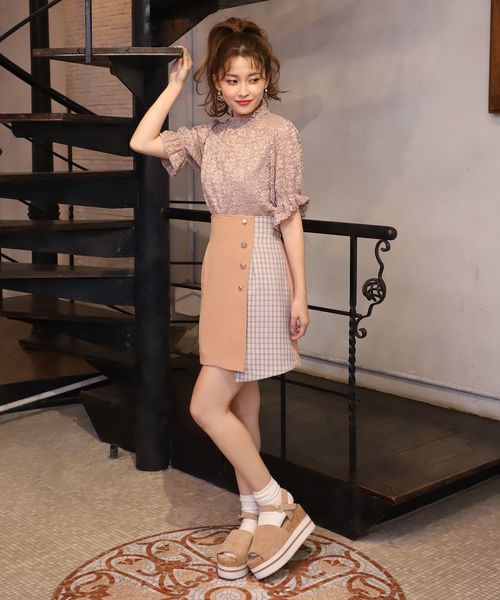 one after another NICE CLAUP(ワンアフターアナザーナイスクラップ)の「いろいろボタン変形ミニスカート(スカート・レディース・ブラック/パープル/アイボリー/チェック・FREE)」の13枚目の写真