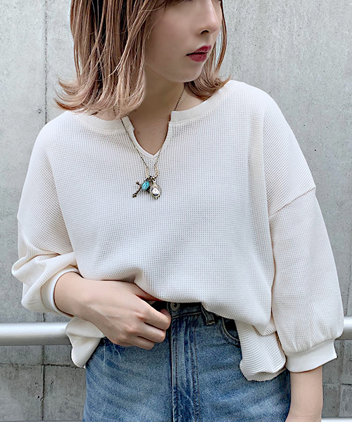 apres jour（アプレジュール）の「キーネックワッフルトップス【ZOZOTOWN限定アイテム】（Tシャツ/カットソー・レディース・ブラック/ベージュ/パープル/オフホワイト/ブルー/その他/ホワイト系その他/ピンク系その他/スモークピンク・フリー）」の17枚目の写真