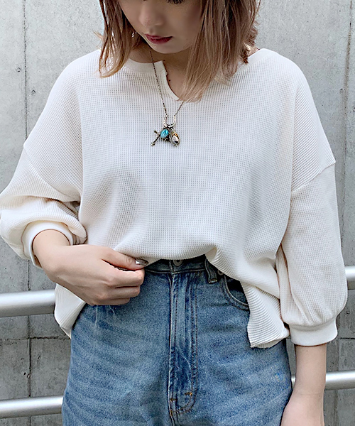 apres jour（アプレジュール）の「キーネックワッフルトップス【ZOZOTOWN限定アイテム】（Tシャツ/カットソー・レディース・ブラック/ベージュ/パープル/オフホワイト/ブルー/その他/ホワイト系その他/ピンク系その他/スモークピンク・フリー）」の19枚目の写真