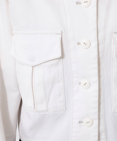 AZUL by moussy（アズールバイマウジー）の「SHORT MILITARY JACKET/ショートミリタリージャケット（ミリタリージャケット・レディース・オフホワイト/カーキ/ライトベージュ・SMALL/MEDIUM）」の22枚目の写真