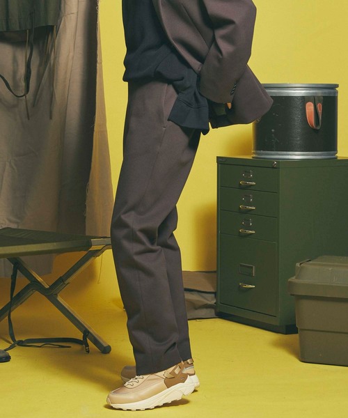 MAISON SPECIAL（メゾンスペシャル）の「《ユニセックスアイテム》ダウンファブリックテーパードスラックス 【MAISON SPECIAL/メゾンスペシャル】■セットアップ対応■（スラックス・メンズ・ブラック/ベージュ/ネイビー/ブラウン/グリーン・1/2/0/3）」の11枚目の写真