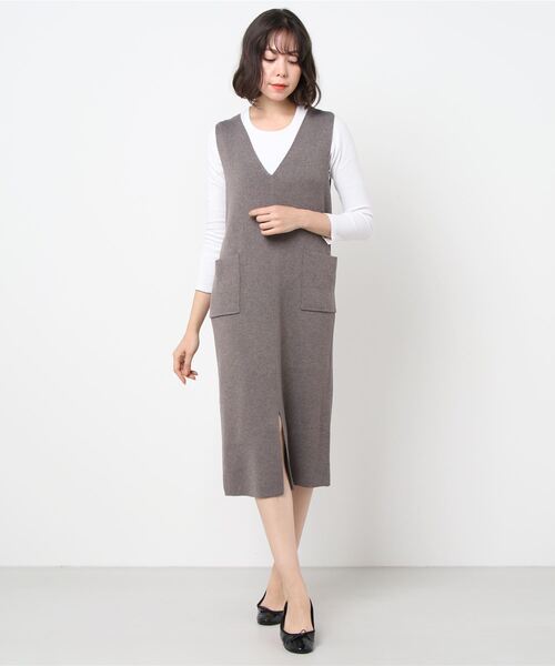 ワンピース深vノースリニットワンピース ワンピース Discoat ディスコート のファッション