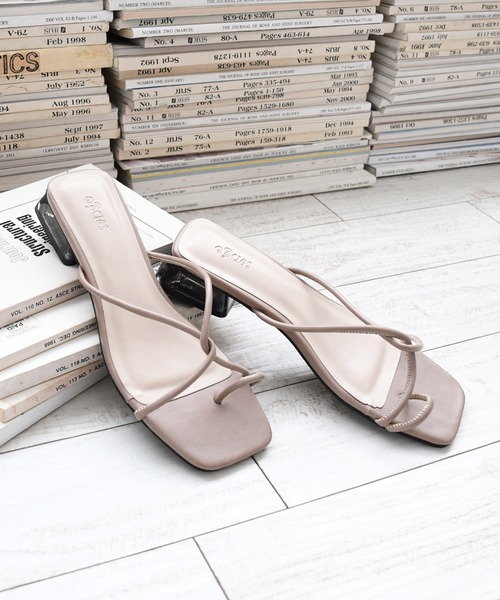 sango（sango）の「コードクロスストラップクリアヒールトングサンダル（サンダル・レディース・ホワイト/ブラック/ベージュ/ブラウン/ブルー/グレイッシュベージュ・LL/3L/SS/S/M/L）」の5枚目の写真