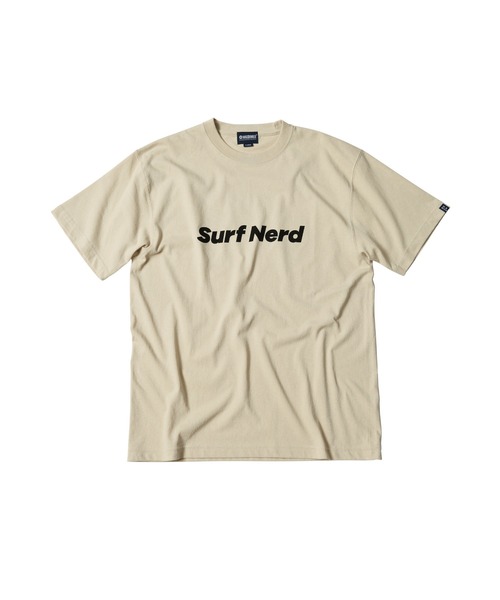 MAGIC NUMBER（マジック ナンバー）の「【MAGIC NUMBER】SURF NERD S/S TEE（Tシャツ/カットソー・メンズ・ホワイト/ベージュ/ブラック・MEDIUM/X-LARGE/LARGE）」の3枚目の写真