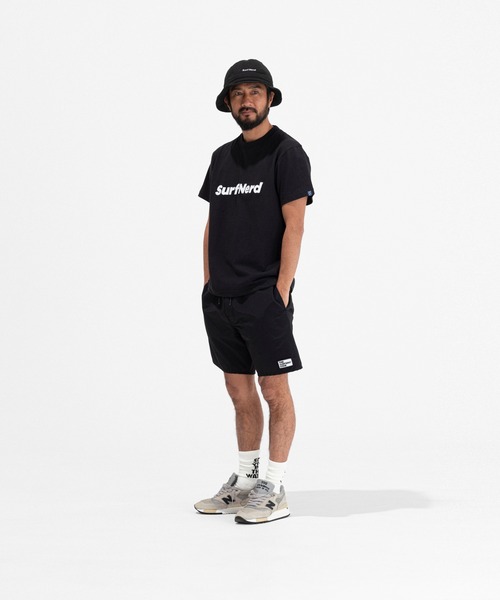 MAGIC NUMBER（マジック ナンバー）の「【MAGIC NUMBER】SURF NERD S/S TEE（Tシャツ/カットソー・メンズ・ホワイト/ベージュ/ブラック・MEDIUM/X-LARGE/LARGE）」の7枚目の写真