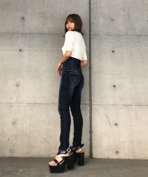 ENVYM（アンビー）の「スラッシュスリーブＫＮＩＴ ＰＯ（ニット/セーター・レディース・ホワイト/ライトグレー/ベージュ・FREE）」の5枚目の写真