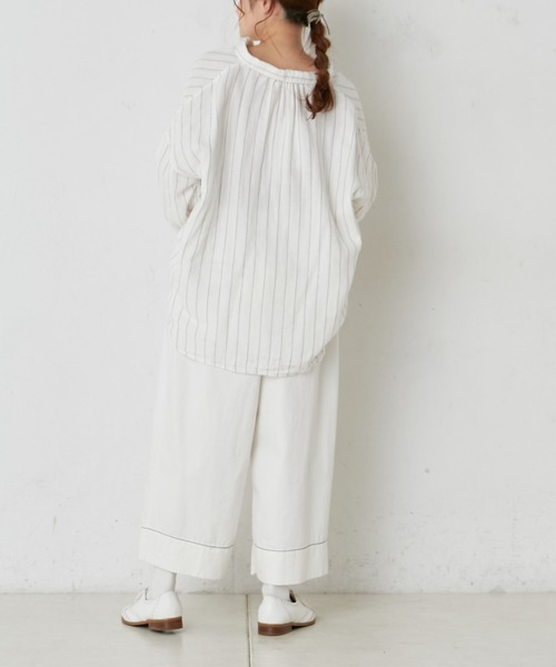 PUAL CE CIN（ピュアルセシン）の「甘撚りツイル配色ステッチワイドパンツ（その他パンツ・レディース・オフホワイト/チャコール/ナチュラル・FREE）」の4枚目の写真