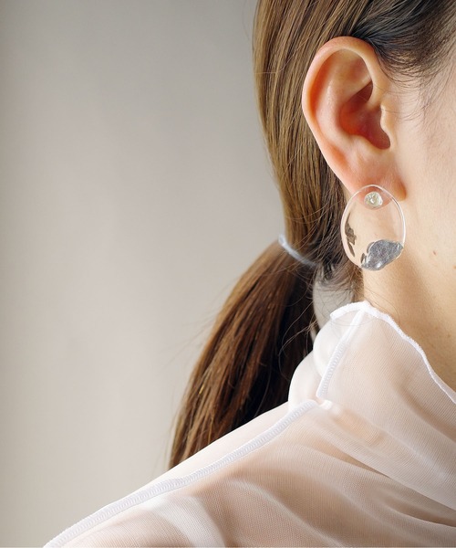 Lemme.（レム）の「【Lemme./レム】Wharf Pierce / ピアス（ピアス（両耳用）・レディース・クリアブラック/クリア・FREE）」の2枚目の写真