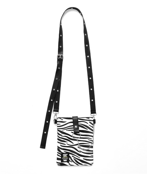 ANAP GiRL(アナップガール)の「3パターンチェーン付ショルダーバッグ(ショルダーバッグ・キッズ・ブラック/その他/ホワイト×ブラック・FREE)」の11枚目の写真