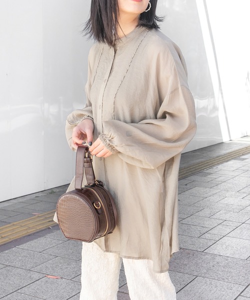 PairPair（ペアペア）の「スタンドカラーシアーシャツ（シャツ/ブラウス・レディース・アイボリー/ダークブルー/ライトベージュ・FREE）」の2枚目の写真