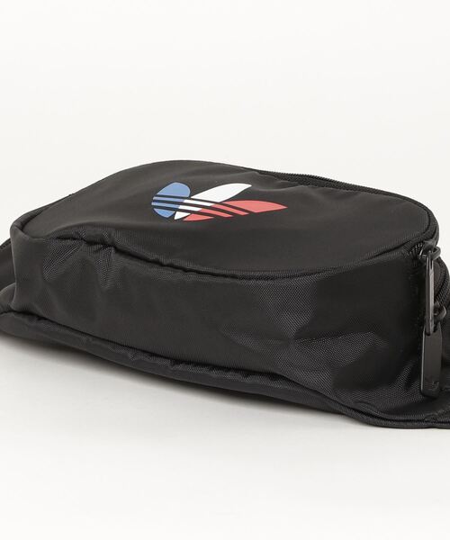 adidas Originals（アディダスオリジナルス）の「adidas Originals/アディダス オリジナルス TRICOL WAISTBAG/トリコロール ウエストバッグ（ボディバッグ/ウエストポーチ・メンズ・ブラック・FREE）」の5枚目の写真