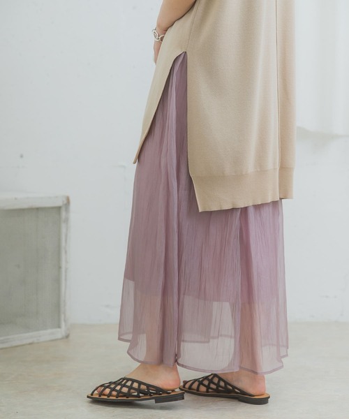 ITEMS URBANRESEARCH（アイテムズ アーバンリサーチ）の「シアーシャイニーフレアスカート（スカート・レディース・ホワイト/パープル/カーキ/グリーン・FREE）」の22枚目の写真