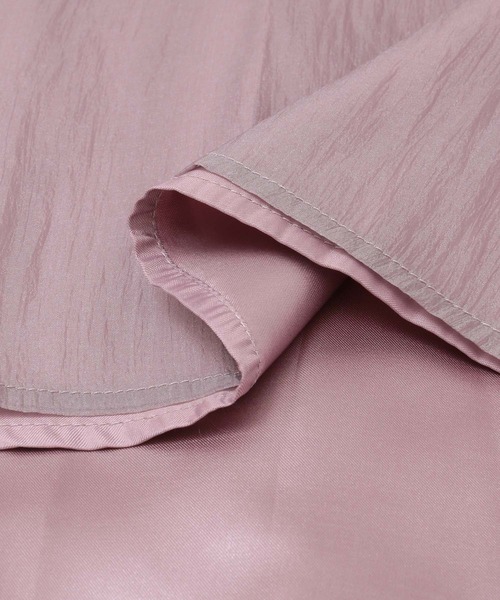 ITEMS URBANRESEARCH（アイテムズ アーバンリサーチ）の「シアーシャイニーフレアスカート（スカート・レディース・ホワイト/パープル/カーキ/グリーン・FREE）」の6枚目の写真