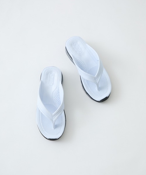 PUBLIC TOKYO(パブリックトウキョウ)の「クリアソールギョサン/厚底サンダル/スポーツサンダル(サンダル・レディース・ホワイト/ブラック/パープル/レオパード・1/2)」の9枚目の写真