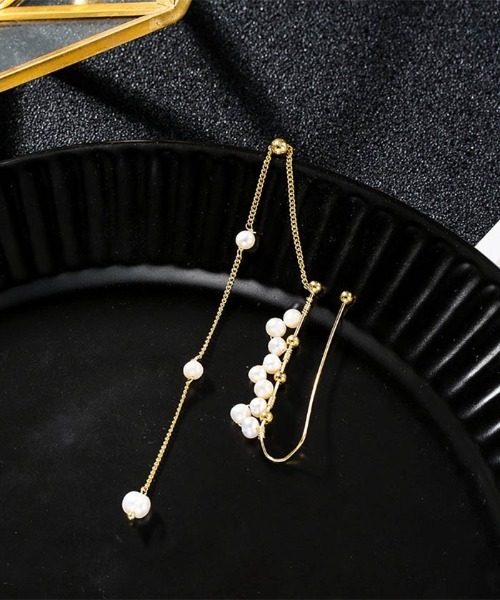 LA VORAGINE（ラ ヴォラジネ）の「片耳用 ポスト：925シルバー　ピアス＆イアーカフ（ピアス（片耳用）・レディース・その他29・FREE）」の4枚目の写真