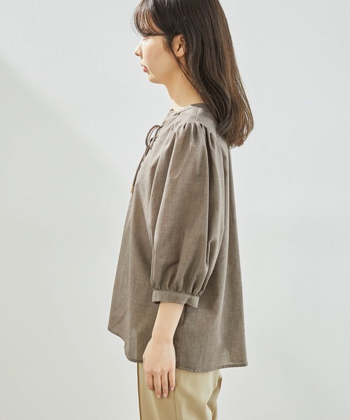 ROPE' PICNIC（ロペピクニック）の「【2WAY】袖ボリュームレースアップブラウス（シャツ/ブラウス・レディース・ホワイト/カーキ/ピンク/キャメル/ダークラベンダー・38）」の6枚目の写真