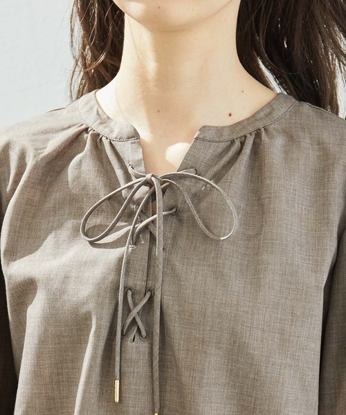 ROPE' PICNIC（ロペピクニック）の「【2WAY】袖ボリュームレースアップブラウス（シャツ/ブラウス・レディース・ホワイト/カーキ/ピンク/キャメル/ダークラベンダー・38）」の8枚目の写真