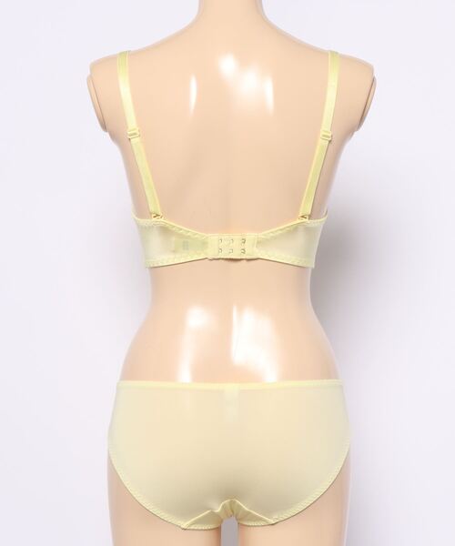 新品　トリンプ　アモスタイル　夢みるブラデイジー柄DEEP V ブラ&ショーツ２点セット　C75M ブラジャー ショーツセット デイジーレース 夢みるブラDeep V ブラ＆ショーツセット「B，C，Dカップ」AMST1150 WHU2 + Hikin