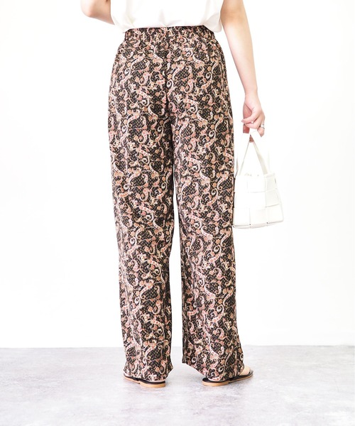 Riberry（リベリー）の「ペイズリー柄パンツ（その他パンツ・レディース・ブラック/ベージュ/グリーン・MEDIUM）」の6枚目の写真