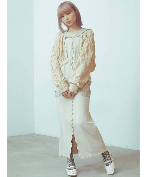 merry jenny(メリージェニー)の「【セットアップ】mellowサテンコンビリブロングスカート(スカート・レディース・ブラック/ベージュ/ブルー・FREE)」の8枚目の写真