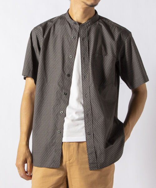 NOLLEY'S goodman(ノーリーズグッドマン)の「ベーシックスタンドカラー バンドカラー 半袖シャツ (※ON/OFFで使える万能なトレンドアイテム)(シャツ/ブラウス・メンズ・ホワイト系その他4/ブラウン系その他/ブラウン系その他3・SMALL/MEDIUM/LARGE/X-LARGE)」の16枚目の写真