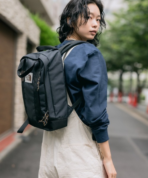 THE NORTH FACE(ザノースフェイス)の「THE NORTH FACE/ザ・ノースフェイス Tote Pack リュック(バックパック/リュック・メンズ・ブラック・ONE SIZE)」の3枚目の写真