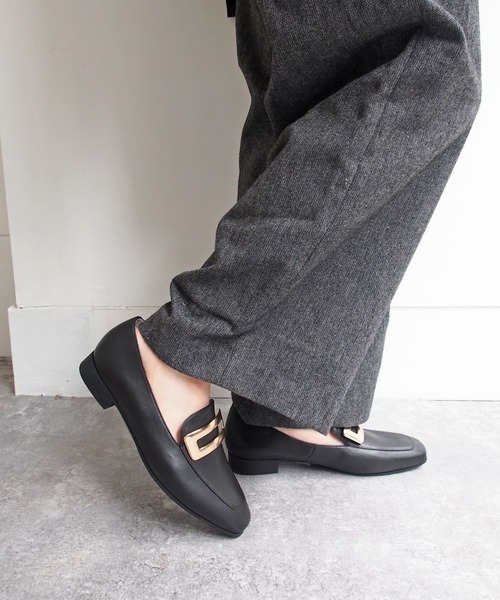 cava cava(サヴァサヴァ)の「ベルトバックルローファー -1320405(ローファー・レディース・ブラック/グリーン/テラコッタ/ベージュ・23.0cm/24.5cm/23.5cm/24.0cm/22.5cm)」の6枚目の写真