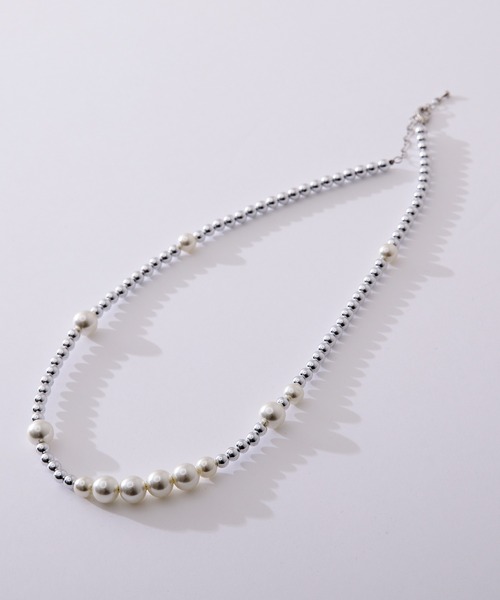 Adoon plain（アドーンプレーン）の「【Adoon plain】パールボールネックレス（ネックレス・メンズ・ライトグレー・FREE）」の8枚目の写真