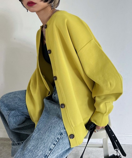 PAGEBOY（ページボーイ）の「〈手洗い可能〉WEB限定アイテム / クルーネックボリュームカーディガン（カーディガン/ボレロ・レディース・ブラック/ブラウン系その他/ブルー系その他/グレイッシュベージュ/オフホワイト/グリーン/オレンジ/ブルー/ターコイズブルー/イエロー/ホワイト系その他/パープル/ホワイト系その他2/ホワイト系その他3/レッド/ホワイト系その他4・FREE）」の17枚目の写真