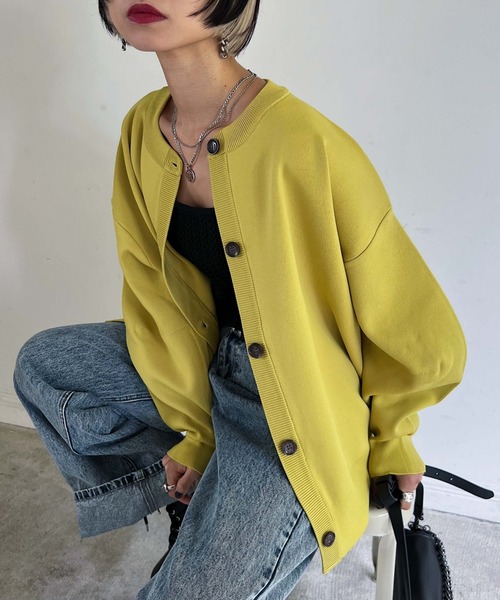 PAGEBOY（ページボーイ）の「〈手洗い可能〉WEB限定アイテム / クルーネックボリュームカーディガン（カーディガン/ボレロ・レディース・ブラック/ブラウン系その他/ブルー系その他/グレイッシュベージュ/オフホワイト/グリーン/オレンジ/ブルー/ターコイズブルー/イエロー/ホワイト系その他/パープル/ホワイト系その他2/ホワイト系その他3/レッド/ホワイト系その他4・FREE）」の20枚目の写真