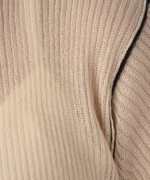 LOWRYS FARM（ローリーズファーム）の「バイカラーシアーボトルネックプルオーバー　219736（Tシャツ/カットソー・レディース・ブラック/ブルー/グリーン/アイボリー・FREE）」の13枚目の写真