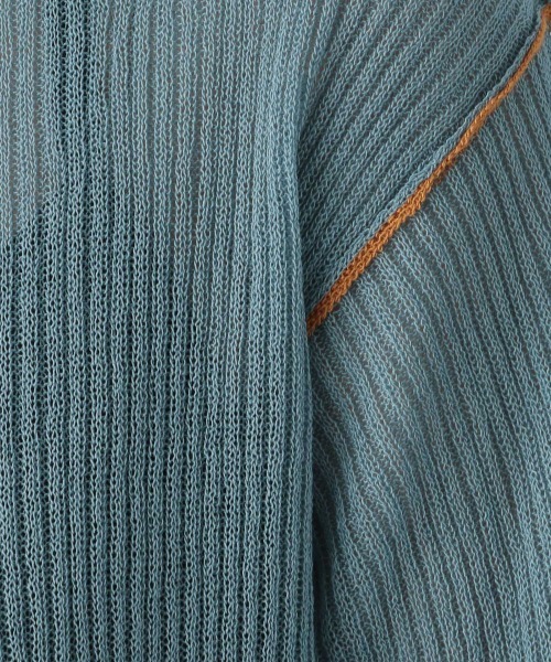 LOWRYS FARM（ローリーズファーム）の「バイカラーシアーボトルネックプルオーバー　219736（Tシャツ/カットソー・レディース・ブラック/ブルー/グリーン/アイボリー・FREE）」の11枚目の写真