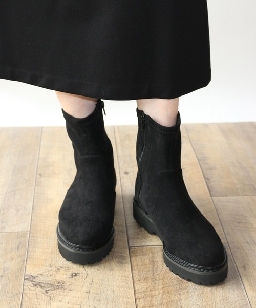 Fin（フィン）の「タンクソールストレッチブーツ（ブーツ・レディース・ブラック/ブラック系その他/ベージュ・S/M/L/LL）」の14枚目の写真