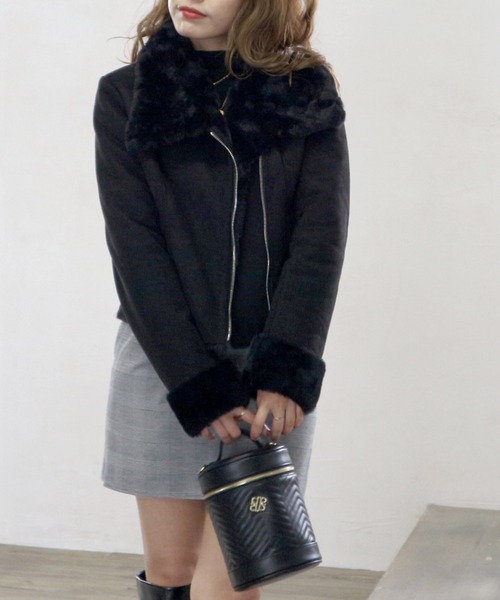 ROYAL PARTY(ロイヤルパーティー)の「フェイクムートンジャケット(その他アウター・レディース・オフホワイト/ブラック/モカ・SMALL/MEDIUM)」の12枚目の写真