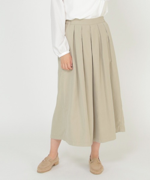 ikka(イッカ)の「バックサテンタックスカーチョ(その他パンツ・レディース・ブラック/グリーン/ベージュ・M/L)」の1枚目の写真