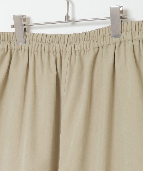 ikka(イッカ)の「バックサテンタックスカーチョ(その他パンツ・レディース・ブラック/グリーン/ベージュ・M/L)」の7枚目の写真