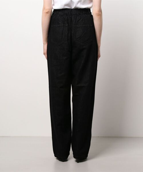 BLACK BY MOUSSY（ブラックバイマウジー）の「relax tuck denim