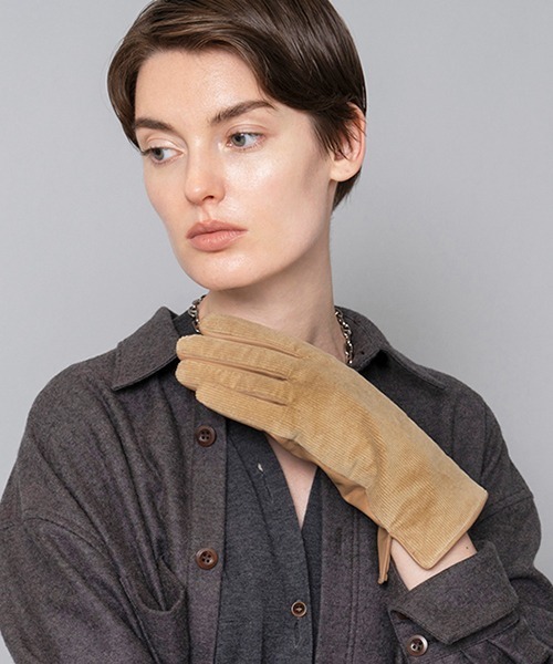 LE VERNIS（ル・ベルニ）の「LE VERNIS(ル・ベルニ)コーデュロイグローブ（手袋・レディース・ベージュ/グリーン系その他/ダークブラウン・FREE）」の12枚目の写真