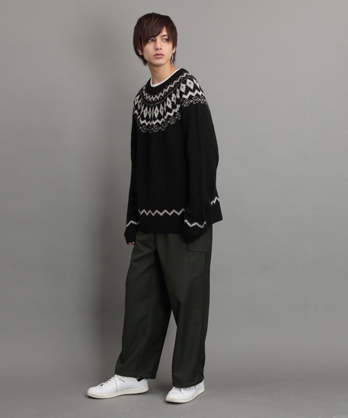 air tokyo sellection（エアートウキョウセレクション）の「【ユニセックスで着用可能】求心柄 クルーネック ニット セーター（ニット/セーター・メンズ・ブラック/ホワイト/グレイッシュベージュ/グリーン・MEDIUM/LARGE/X-LARGE）」の11枚目の写真