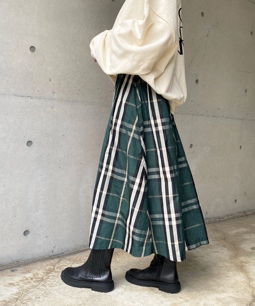 DouDou(ドゥドゥ)の「【WEB限定】チェックタックフレアスカート(スカート・レディース・カーキ/グリーン・FREE)」の15枚目の写真