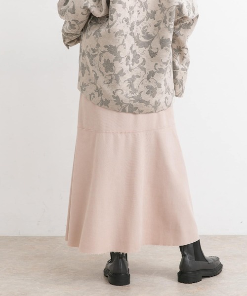 KBF（ケイビーエフ）の「カットオフ切替ロングスカート（スカート・レディース・ブラック/パープル系その他/ライトベージュ・ONE）」の19枚目の写真