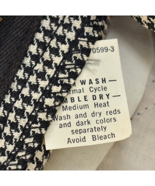 Lee（リー）の「【ヴィンテージ古着】70's Lee/リー 200 ブーツカットフレア チェックパンツ USA製 デッドストック！（その他パンツ・メンズ・ブラック・27inch）」の4枚目の写真