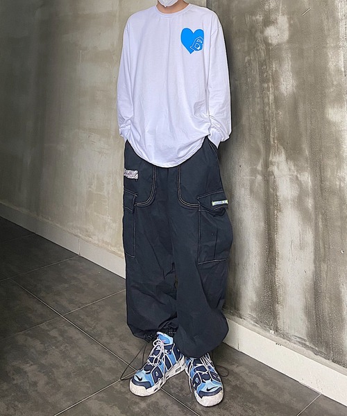 .KOM（ドットコム）の「A'GEM/9 × .kom『.kom/ドットケーオーエム』Stitch Design Wide-Silhouette Pants/ステッチルーズシルエットパンツ（カーゴパンツ・メンズ・ブラック/ホワイト・M/L）」の19枚目の写真